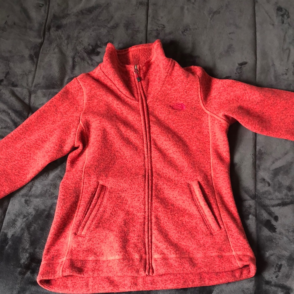 Latge women’s North Face red fleece